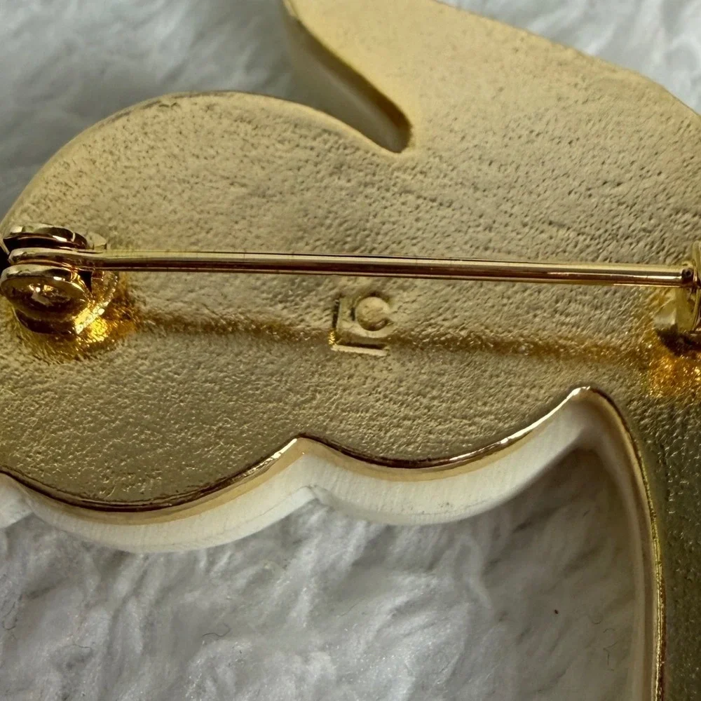 Liz Claiborne Vintage Dove‎ Brooch Mother of Pearl Mosaic Gold Tone Bird Pin